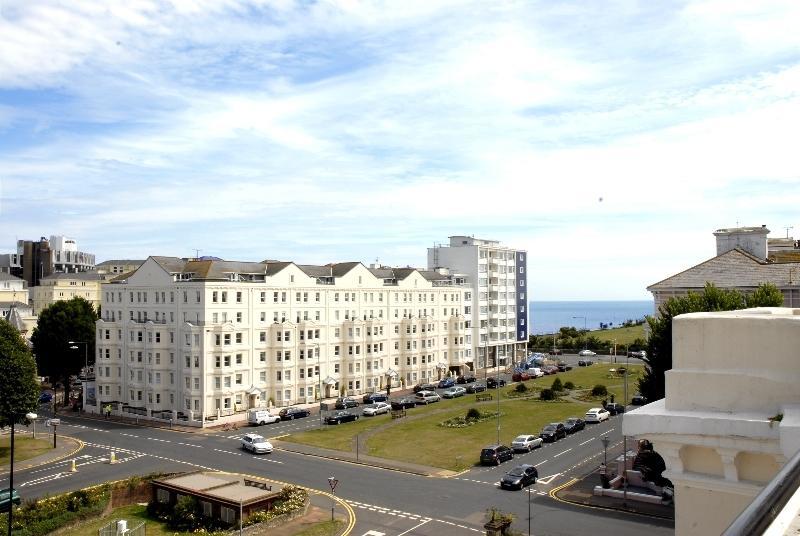 Courtlands Hotel AEGON International Zewnętrze zdjęcie