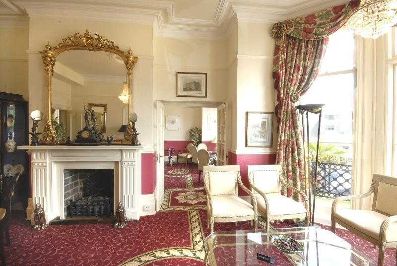 Courtlands Hotel AEGON International Zewnętrze zdjęcie