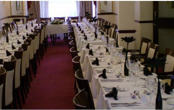 Courtlands Hotel AEGON International Zewnętrze zdjęcie